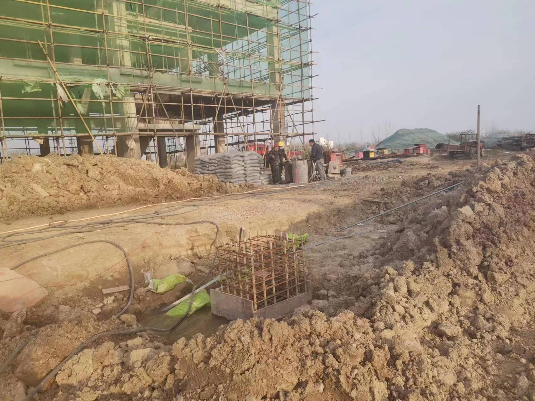 沅江当桥梁出现裂缝的时候应该及时加固修补